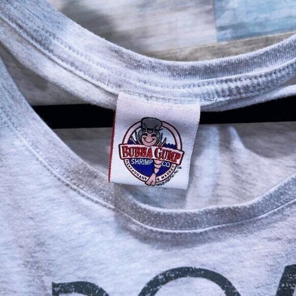 BUBBA GUMP SHRIMP CO Boat Hair Dont Care Tee Gray Cotton Womens Small - Picture 3 of 5